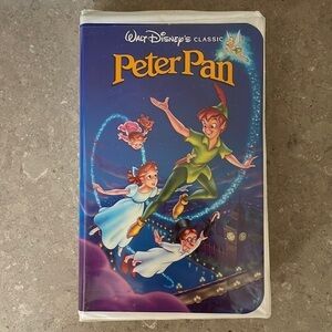 Disney The Classics Peter Pan VHS Tape Vintage Collectable.
